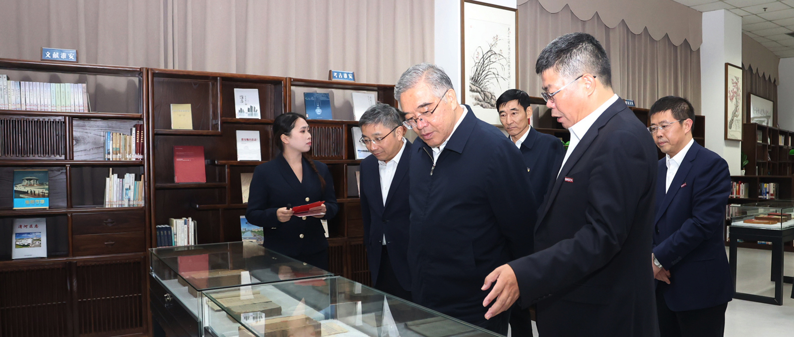 全国政协副主席朱永新来淮阴师范学院视察